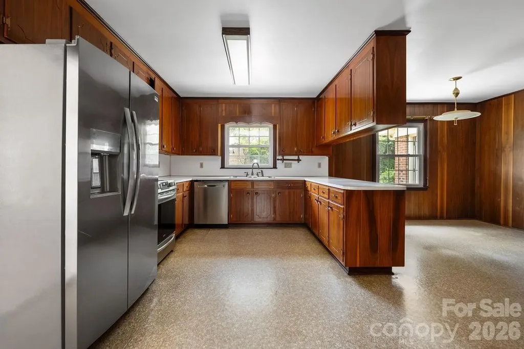 5022 Cheviot Road Charlotte NC 28269