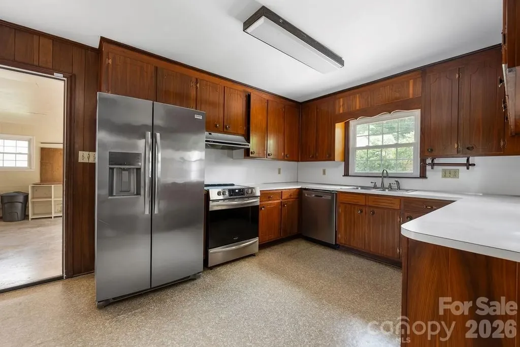5022 Cheviot Road Charlotte NC 28269