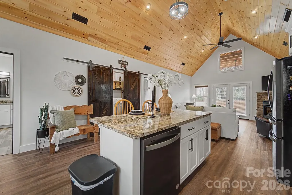 79 Abbey View Road Bryson City NC 28713
