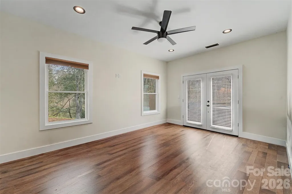 79 Abbey View Road Bryson City NC 28713