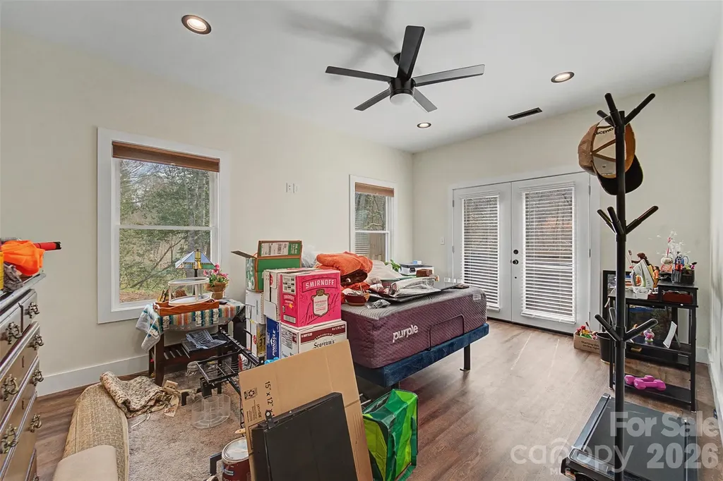 79 Abbey View Road Bryson City NC 28713