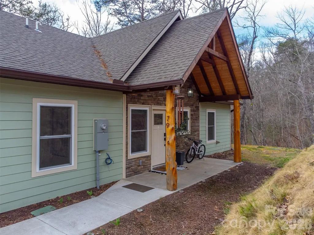 79 Abbey View Road Bryson City NC 28713