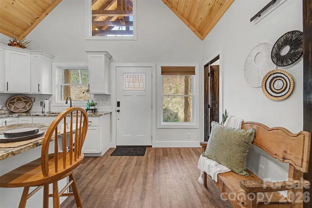 79 Abbey View Road Bryson City NC 28713