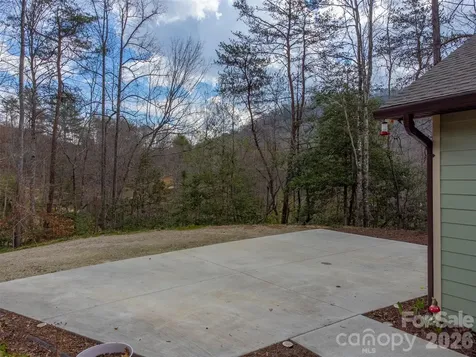 79 Abbey View Road Bryson City NC 28713