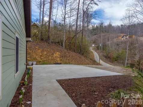 79 Abbey View Road Bryson City NC 28713