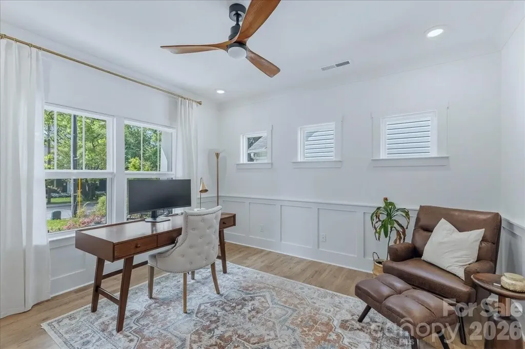 2904 Clemson Avenue Charlotte NC 28205