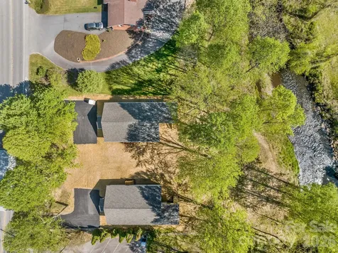1196 Crabtree Road Waynesville NC 28785