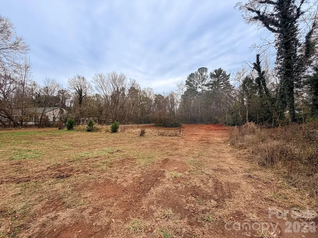 2738B Poinsett Highway Greenville SC 29609