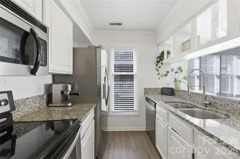 308 Queens Road Charlotte NC 28204