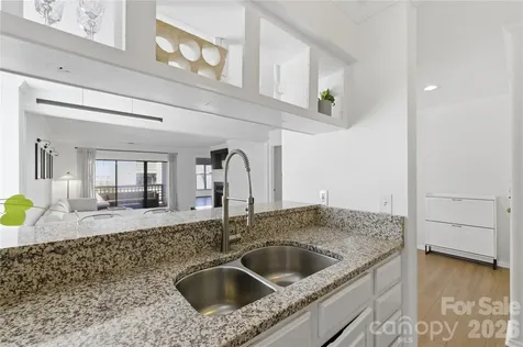308 Queens Road Charlotte NC 28204