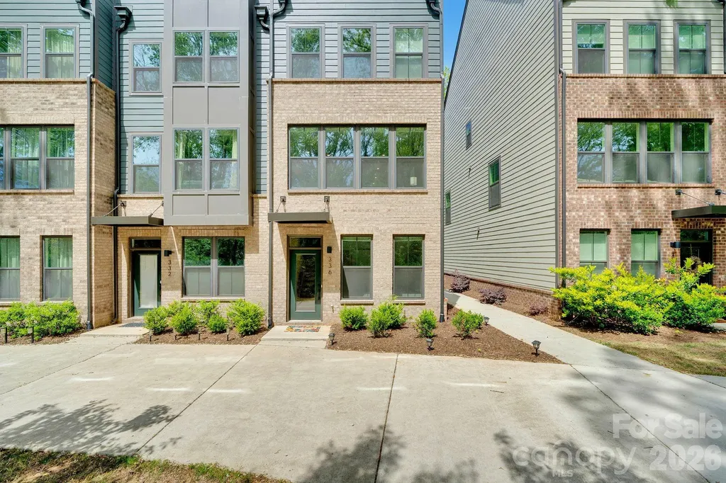 336 Twinflower Lane Charlotte NC 28205