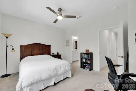 336 Twinflower Lane Charlotte NC 28205