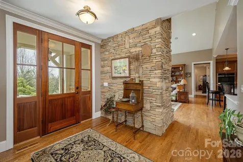 315 Crossvine Trail Hendersonville NC 28739