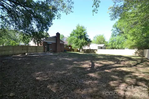 1422 Thermal Road Charlotte NC 28212