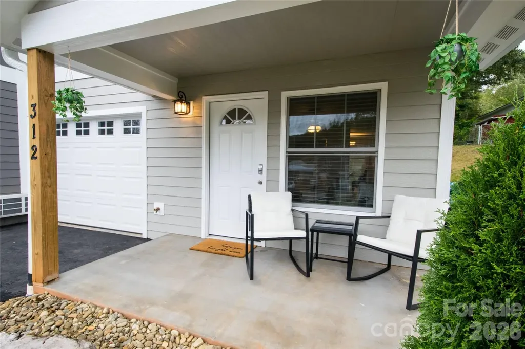 308/312 Jenna Clare Lane Asheville NC 28803