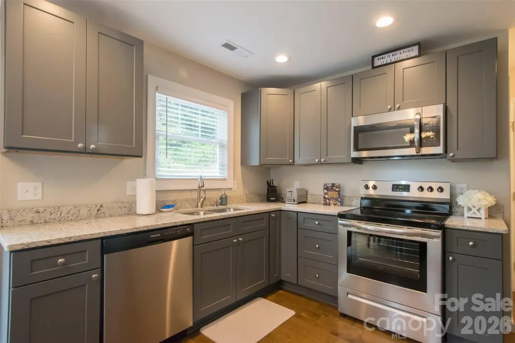 308/312 Jenna Clare Lane Asheville NC 28803