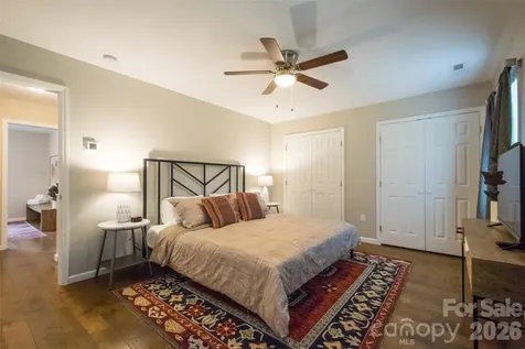 308/312 Jenna Clare Lane Asheville NC 28803
