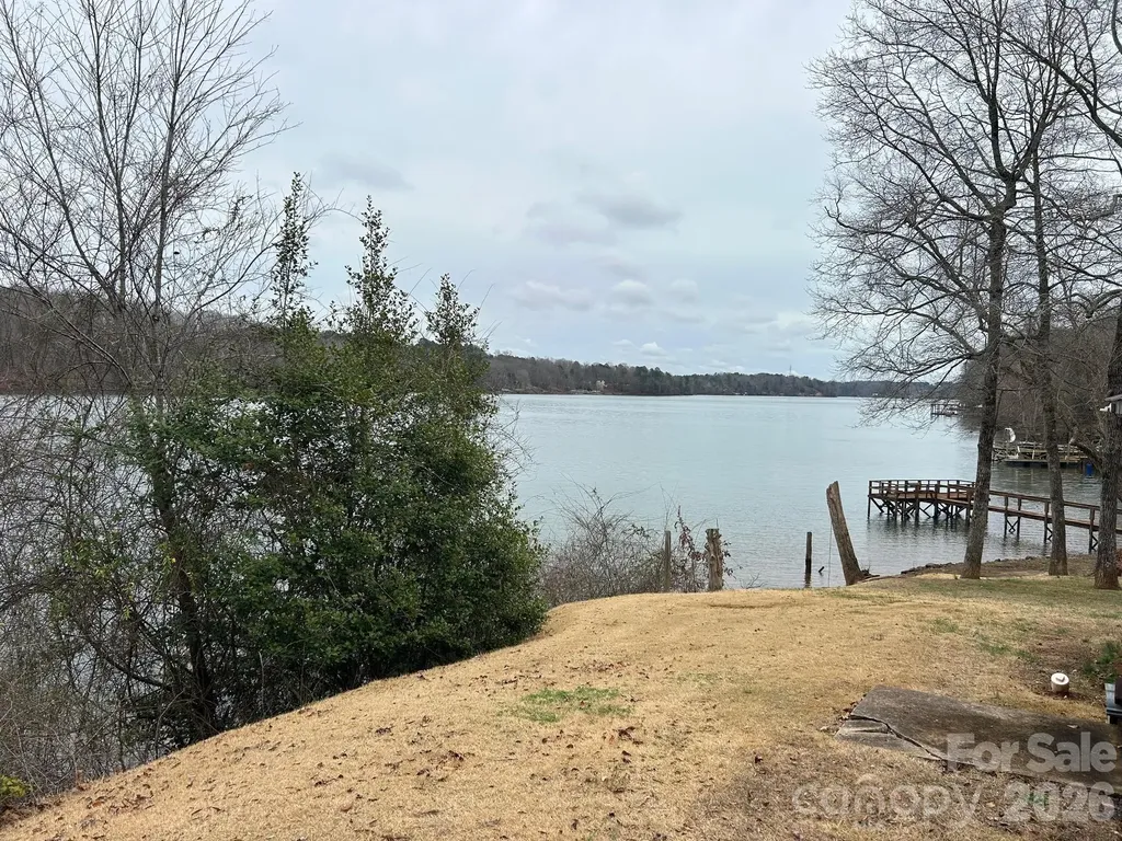 4237 Laurel Hill Road Claremont NC 28610