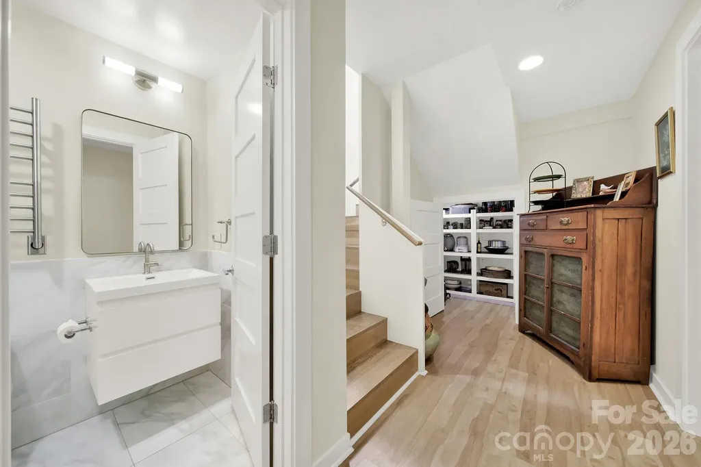 1930 Scott Avenue Charlotte NC 28203