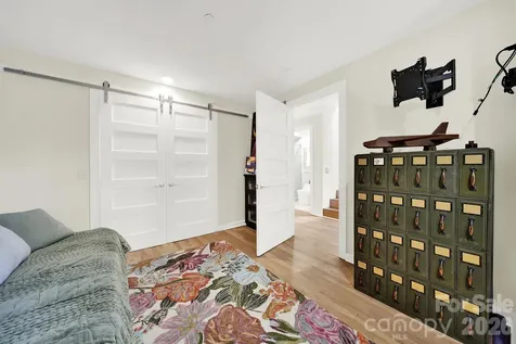 1930 Scott Avenue Charlotte NC 28203