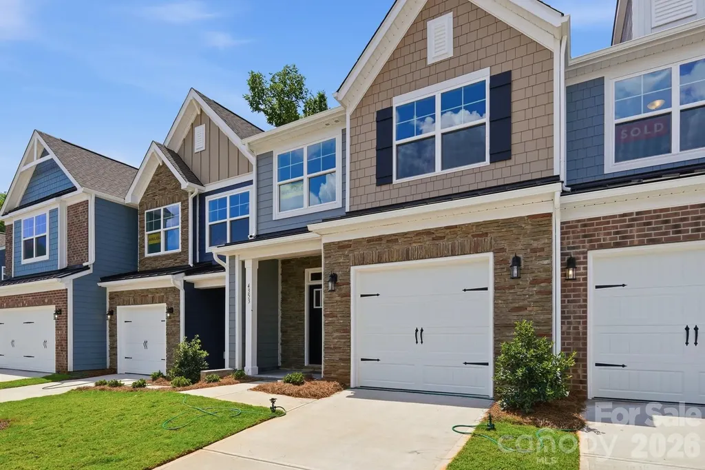 4353 Black Court Harrisburg NC 28075