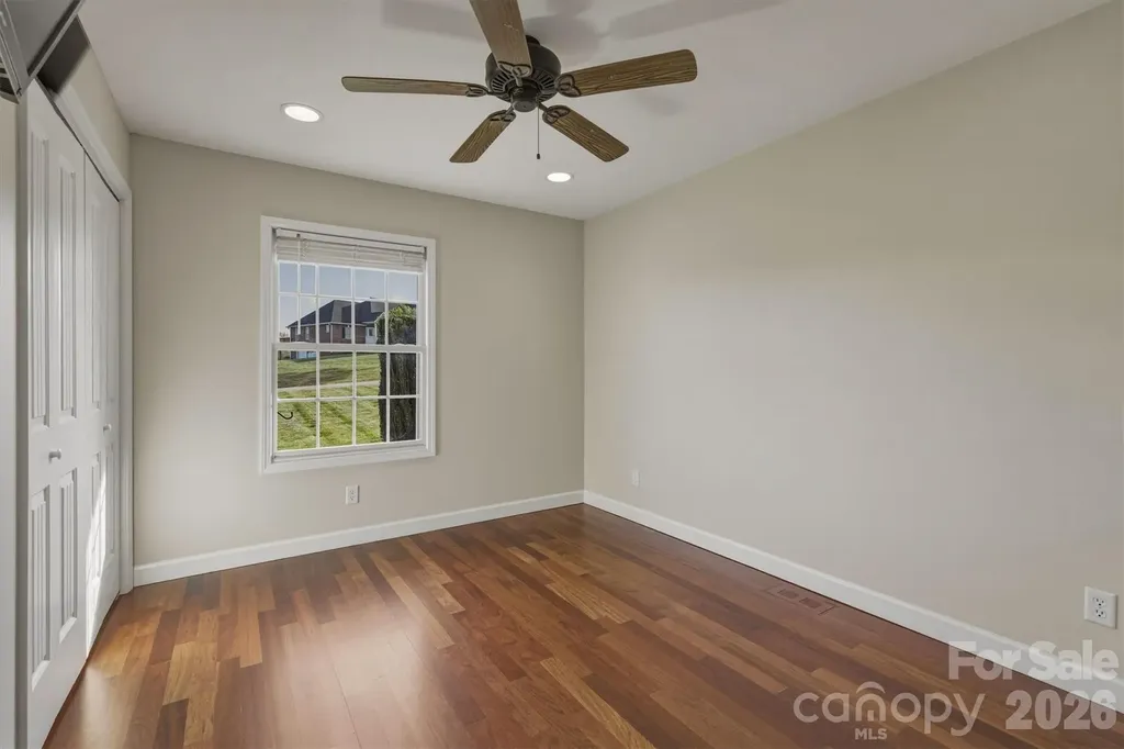 5205 South Oak Circle Granite Falls NC 28630
