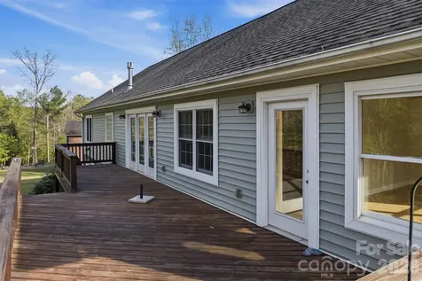 5205 South Oak Circle Granite Falls NC 28630