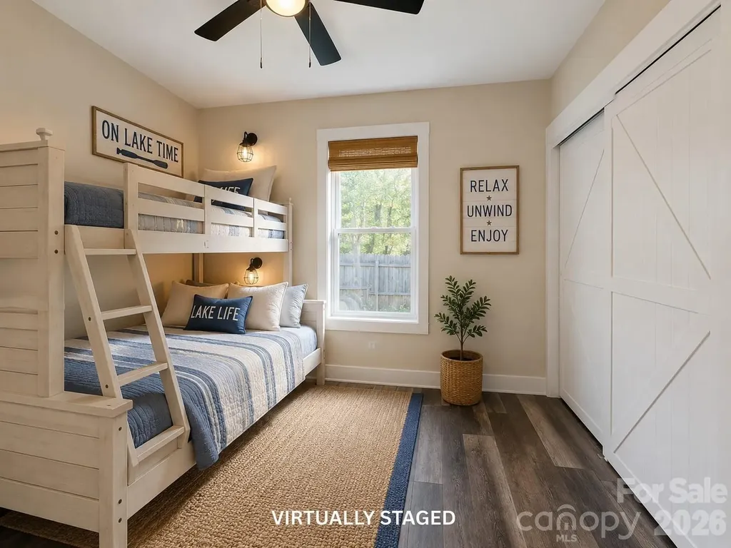 196 8th Avenue New London NC 28127