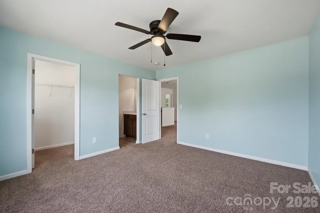 106 E Heart Pine Lane Statesville NC 28677