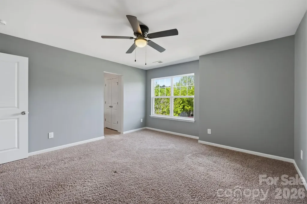 106 E Heart Pine Lane Statesville NC 28677