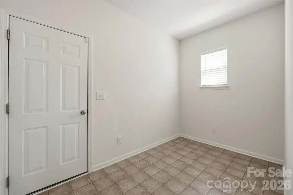 106 E Heart Pine Lane Statesville NC 28677