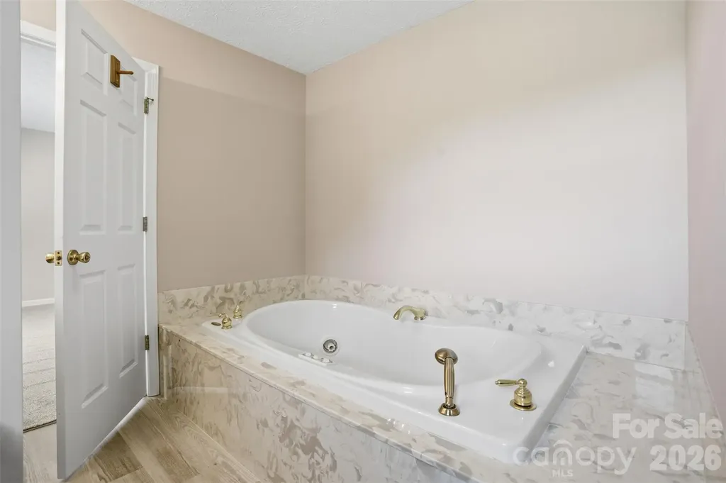 112 Mobeal Lane Statesville NC 28625