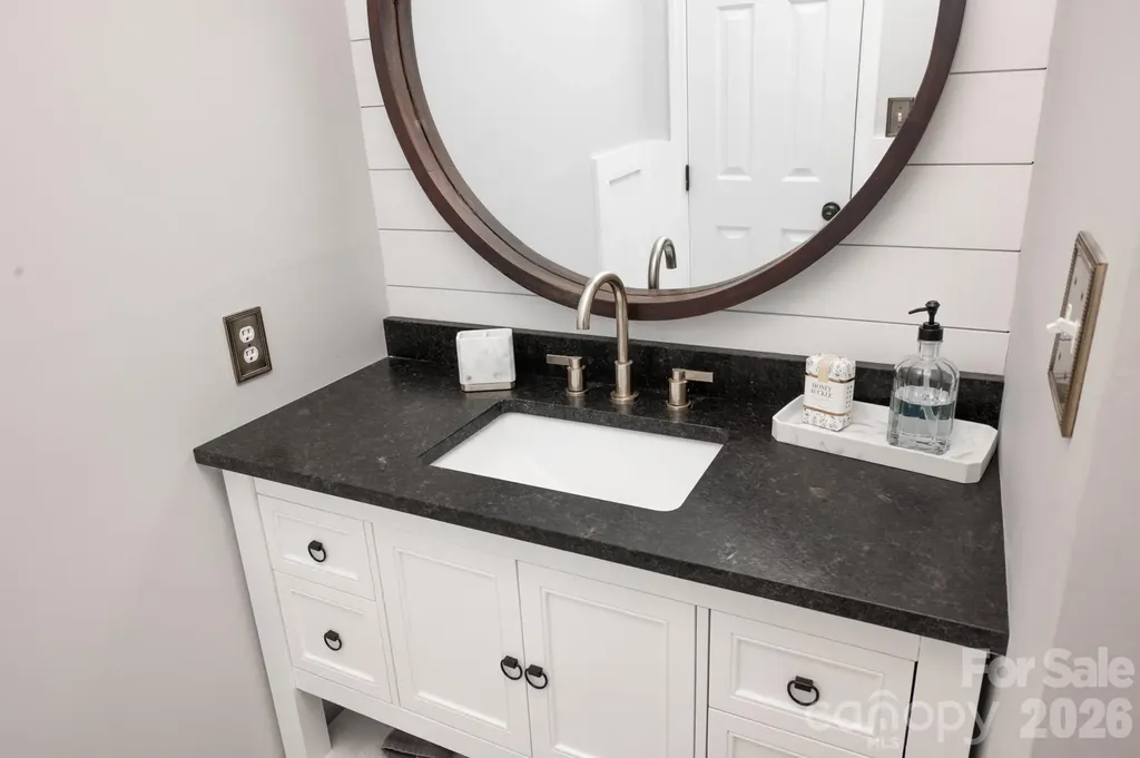 195 Cove Creek Loop Mooresville NC 28117