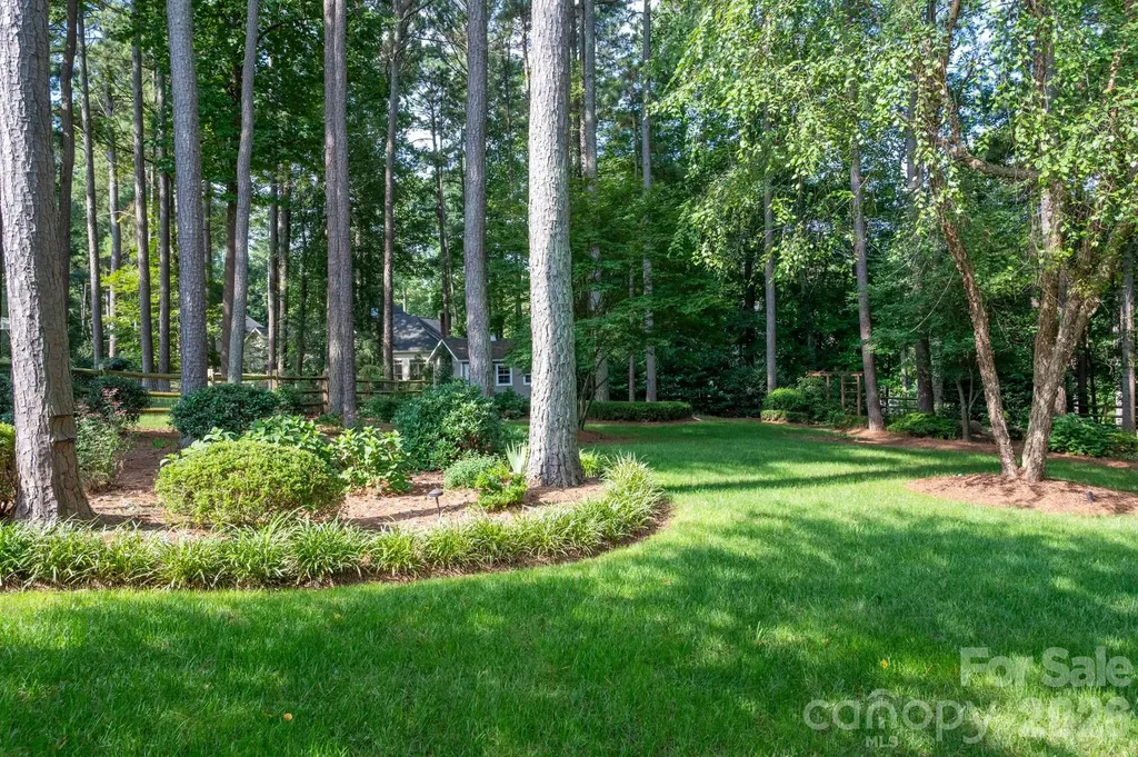195 Cove Creek Loop Mooresville NC 28117