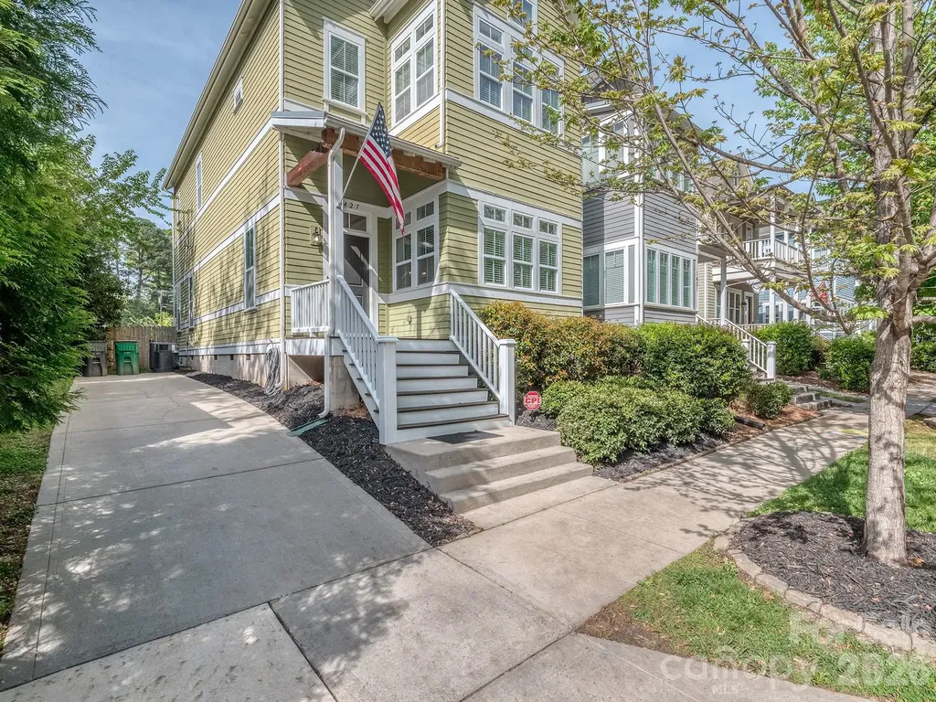 1427 Tippah Park Court Charlotte NC 28205