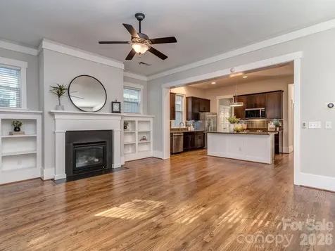 1427 Tippah Park Court Charlotte NC 28205