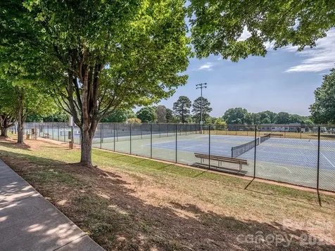1427 Tippah Park Court Charlotte NC 28205