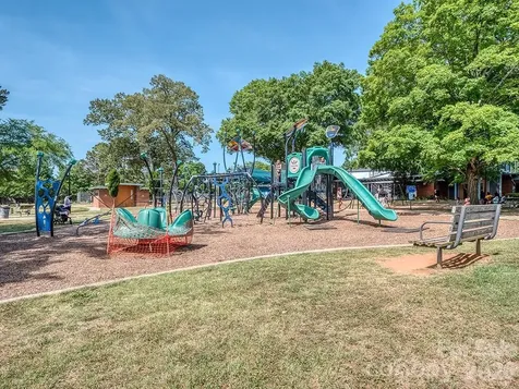 1427 Tippah Park Court Charlotte NC 28205