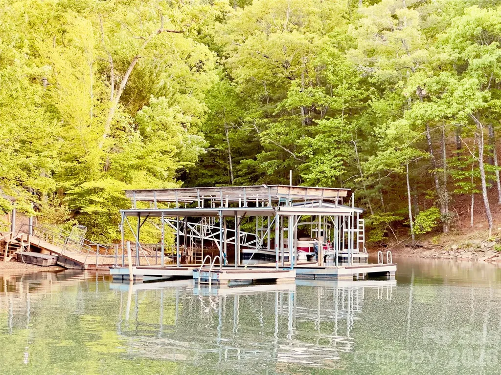 27 Magnolia Drive Nebo NC 28761
