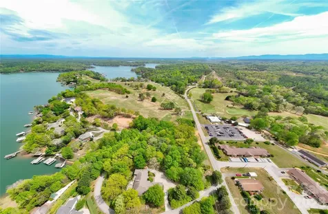 27 Magnolia Drive Nebo NC 28761