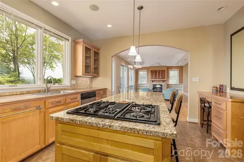 27 Magnolia Drive Nebo NC 28761