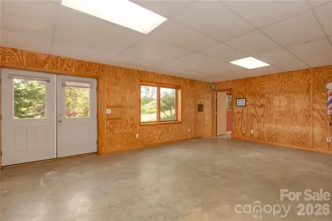 27 Magnolia Drive Nebo NC 28761