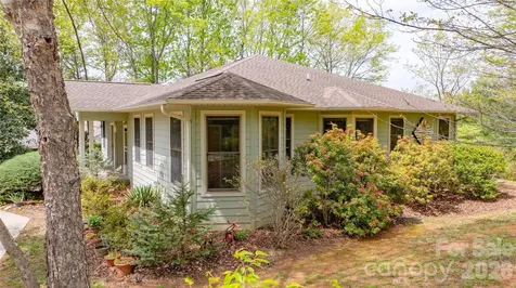 27 Magnolia Drive Nebo NC 28761