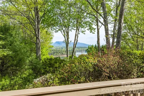 27 Magnolia Drive Nebo NC 28761