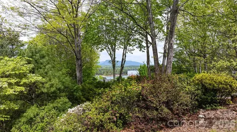 27 Magnolia Drive Nebo NC 28761