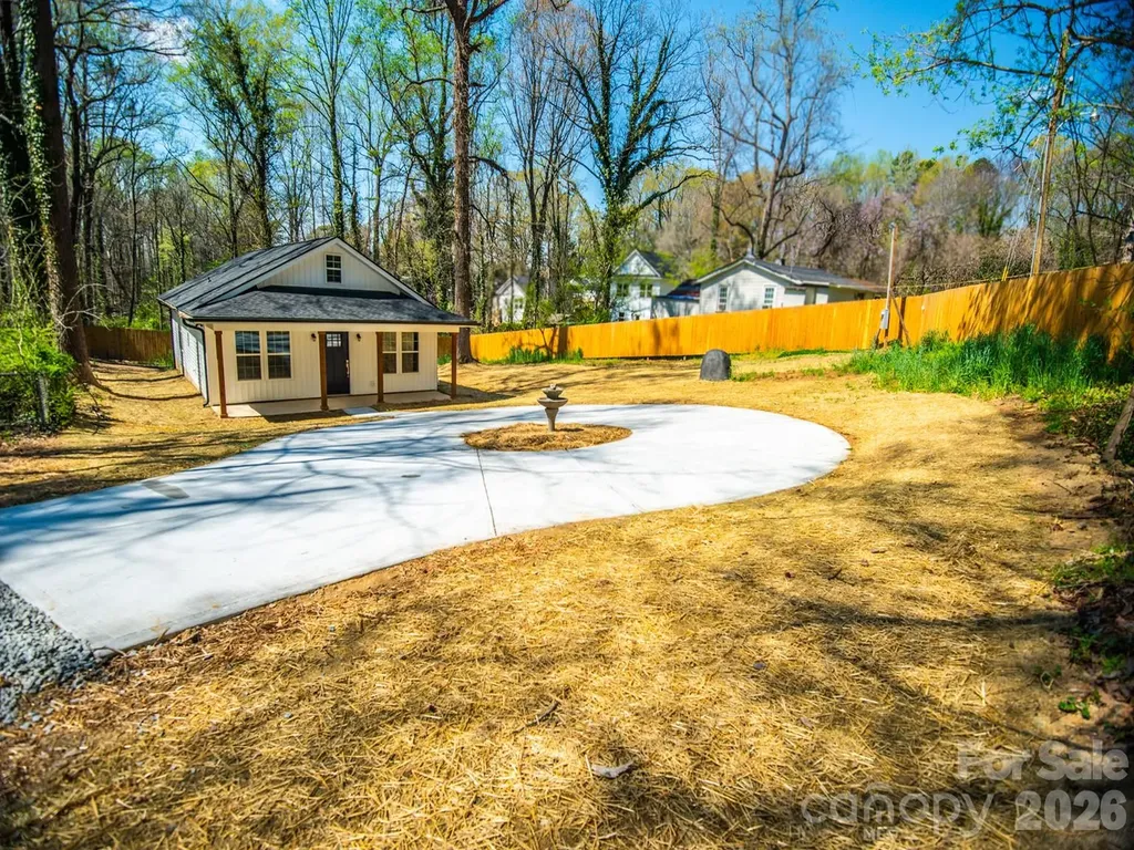 256 Nila Dawn Avenue Gastonia NC 28052