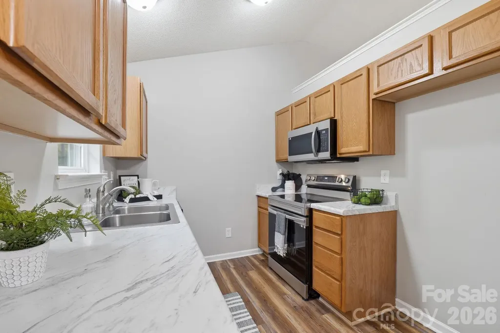 11026 Olde English Drive Charlotte NC 28216