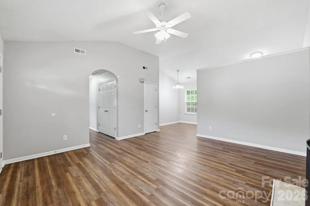 11026 Olde English Drive Charlotte NC 28216