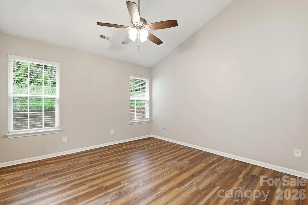 11026 Olde English Drive Charlotte NC 28216