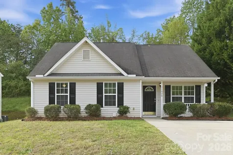 11026 Olde English Drive Charlotte NC 28216